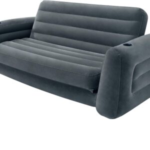 ie aufblasbaren Möbelstücke von Intex, insbesondere das Pull-Out Sofa, bieten eine hervorragende Kombination aus Flexibilität, Komfort und Praktikabilität. Sie sind ideal für diejenigen, die eine schnelle und bequeme Lösung für zusätzliche Sitz- oder Schlafgelegenheiten suchen, sei es zu Hause oder unterwegs. Dank ihrer robusten Materialien und durchdachten Designs sind sie langlebig und einfach zu handhaben. Die Möglichkeit, sie kompakt zu verstauen, macht sie besonders attraktiv für Haushalte mit begrenztem Platzangebot oder für Campingausflüge. Insgesamt sind diese Produkte eine empfehlenswerte Investition für alle, die Wert auf Komfort und Vielseitigkeit legen.